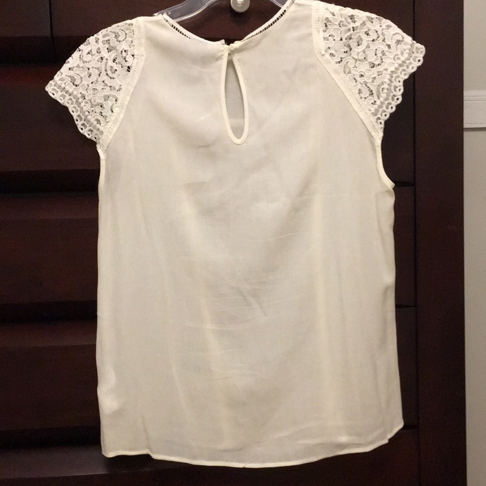H&M blouse - Picture 2 of 4